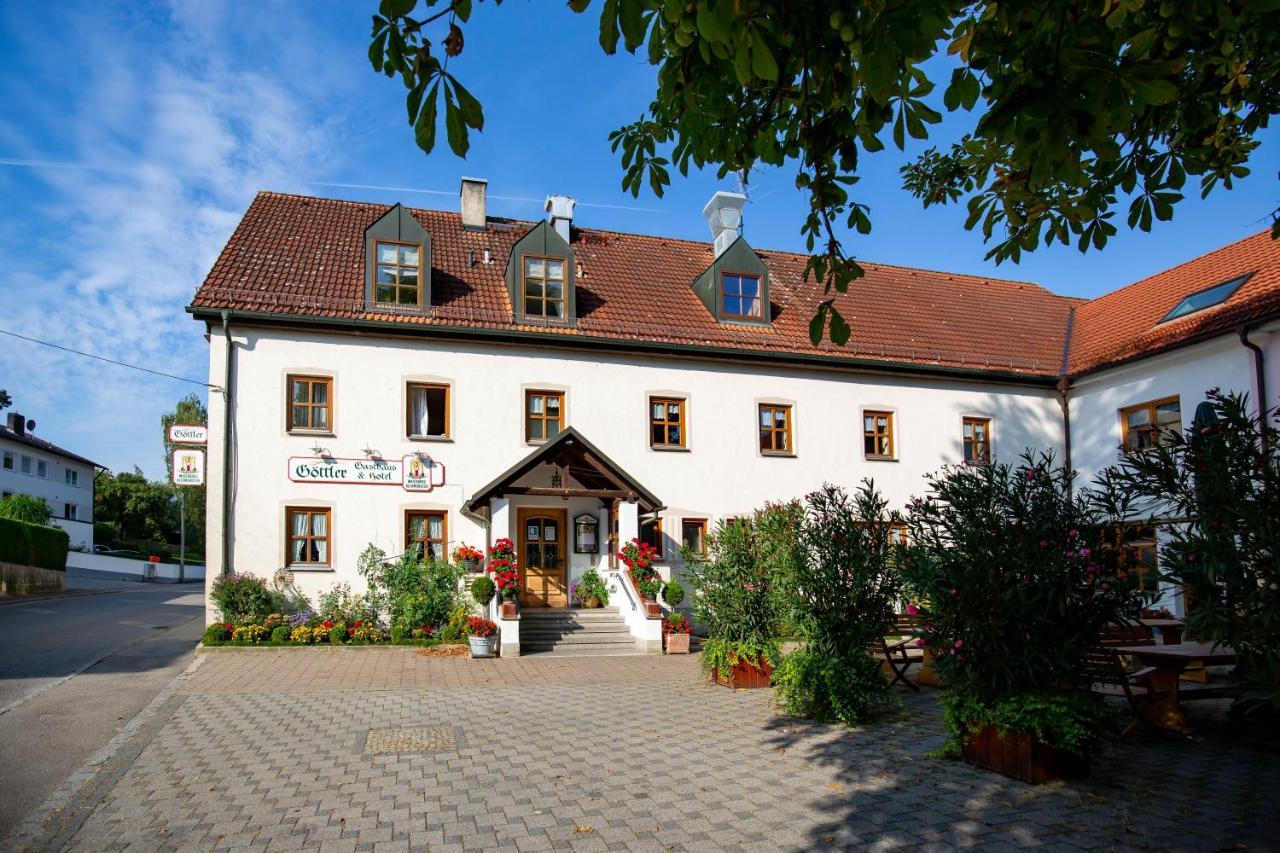 Gasthaus Und Hotel Goettler Josef Rumeltshausen Exterior photo